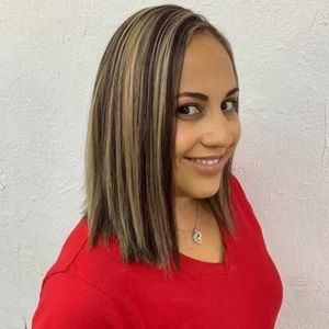 Meet your Posher, Mirna